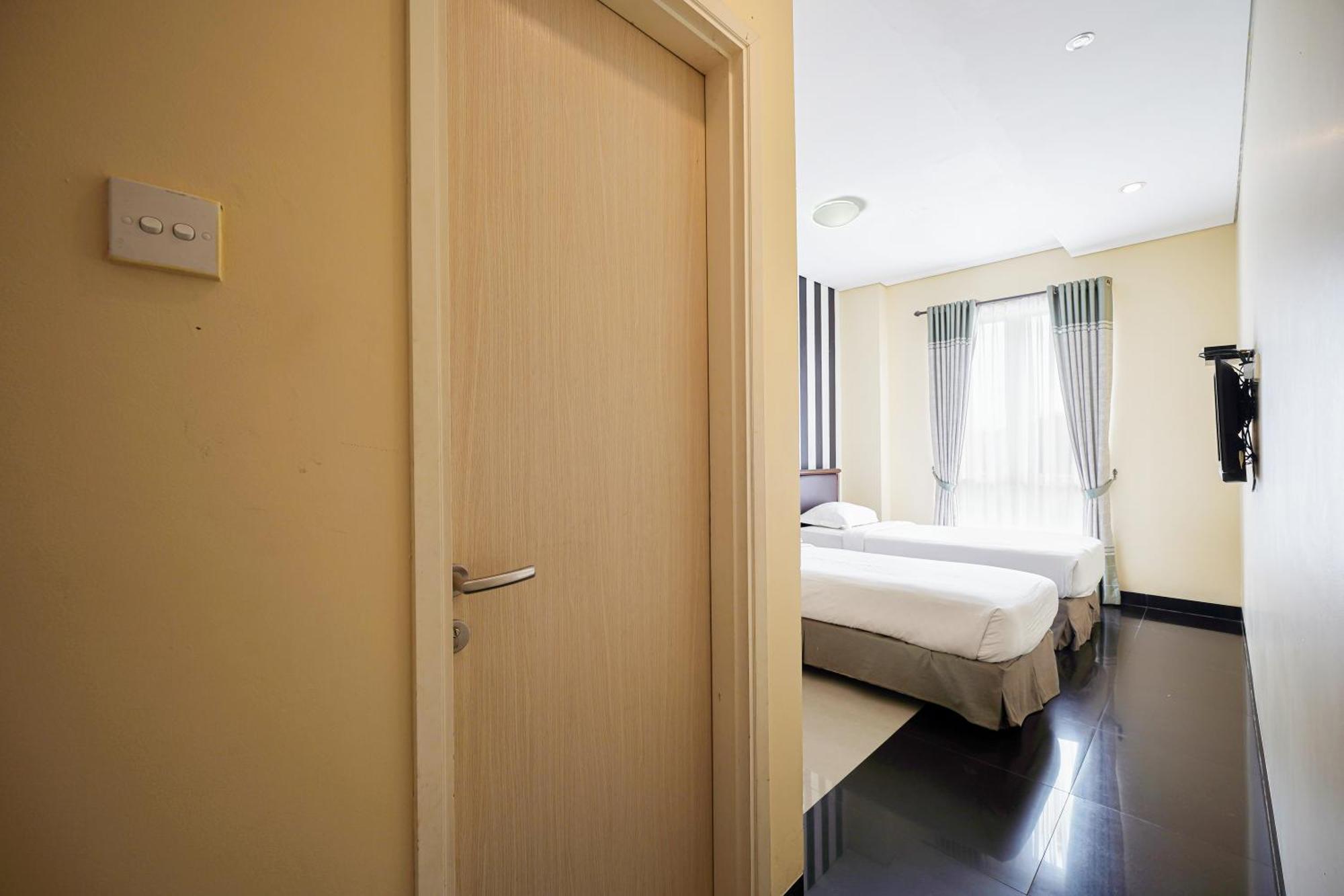 Multi 88 Syariah Hotell Jakarta Eksteriør bilde
