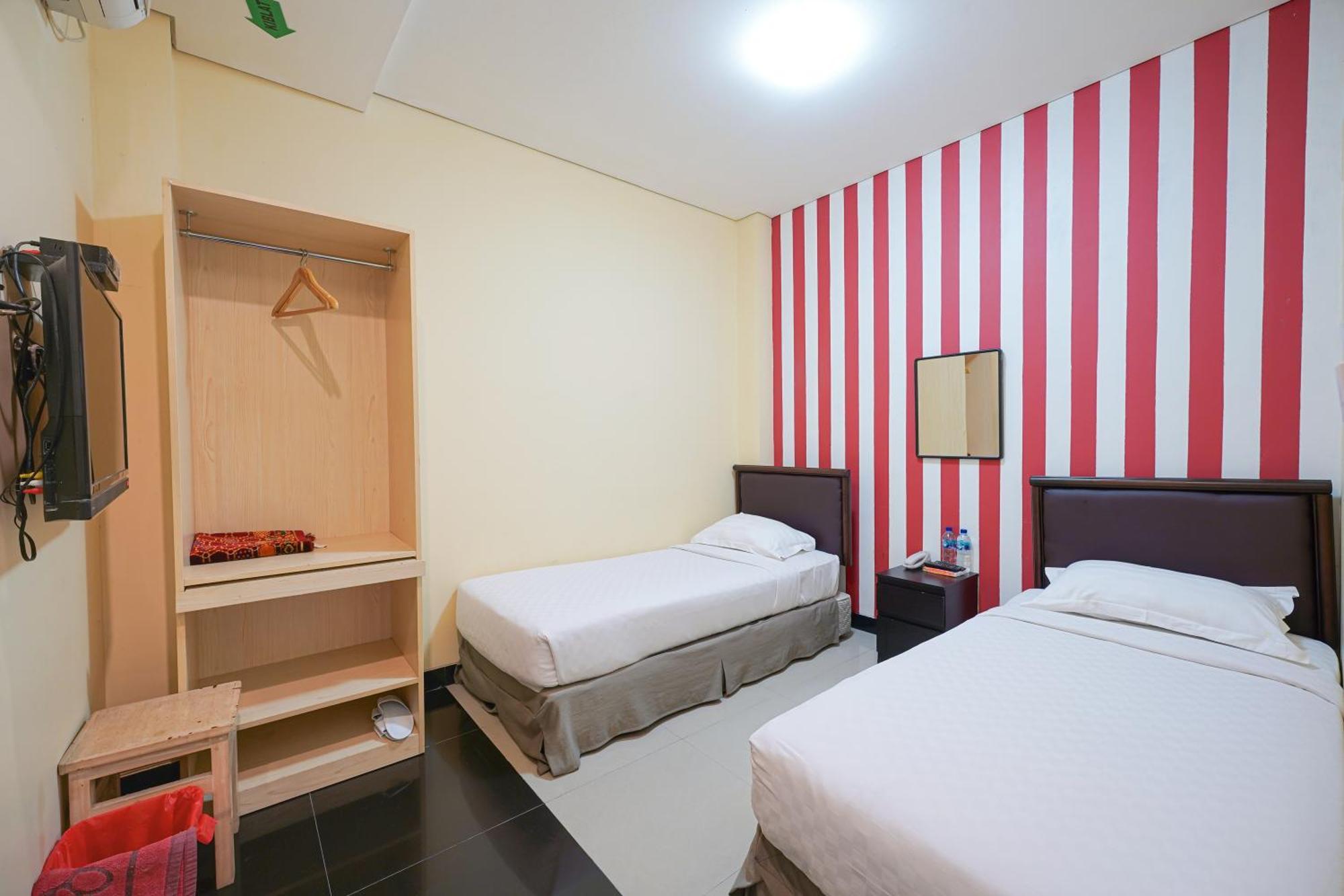 Multi 88 Syariah Hotell Jakarta Eksteriør bilde